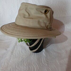 The Tilley Hat Khaki Safari Water Tilley Endurables Desert Hat Size 7 1/8